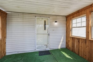 Lake Rd W 21-S0904-006.jpg