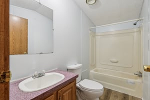 Lake Rd W 21-S0904-012.jpg