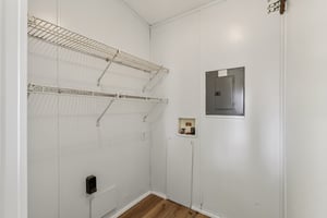 Lake Rd W 21-S0904-016.jpg