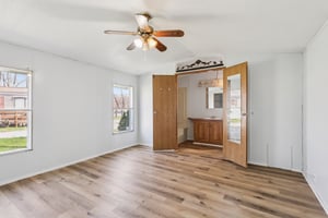 Lake Rd W 21-S0904-017.jpg