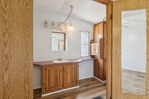 Lake Rd W 21-S0904-022.jpg