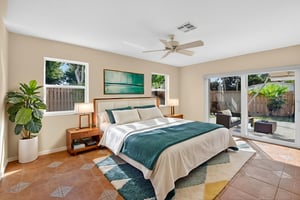 DSC_7037 virtually staged.jpeg