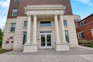 Cameron Dr NW Apt 112-008