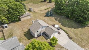  Photo 41