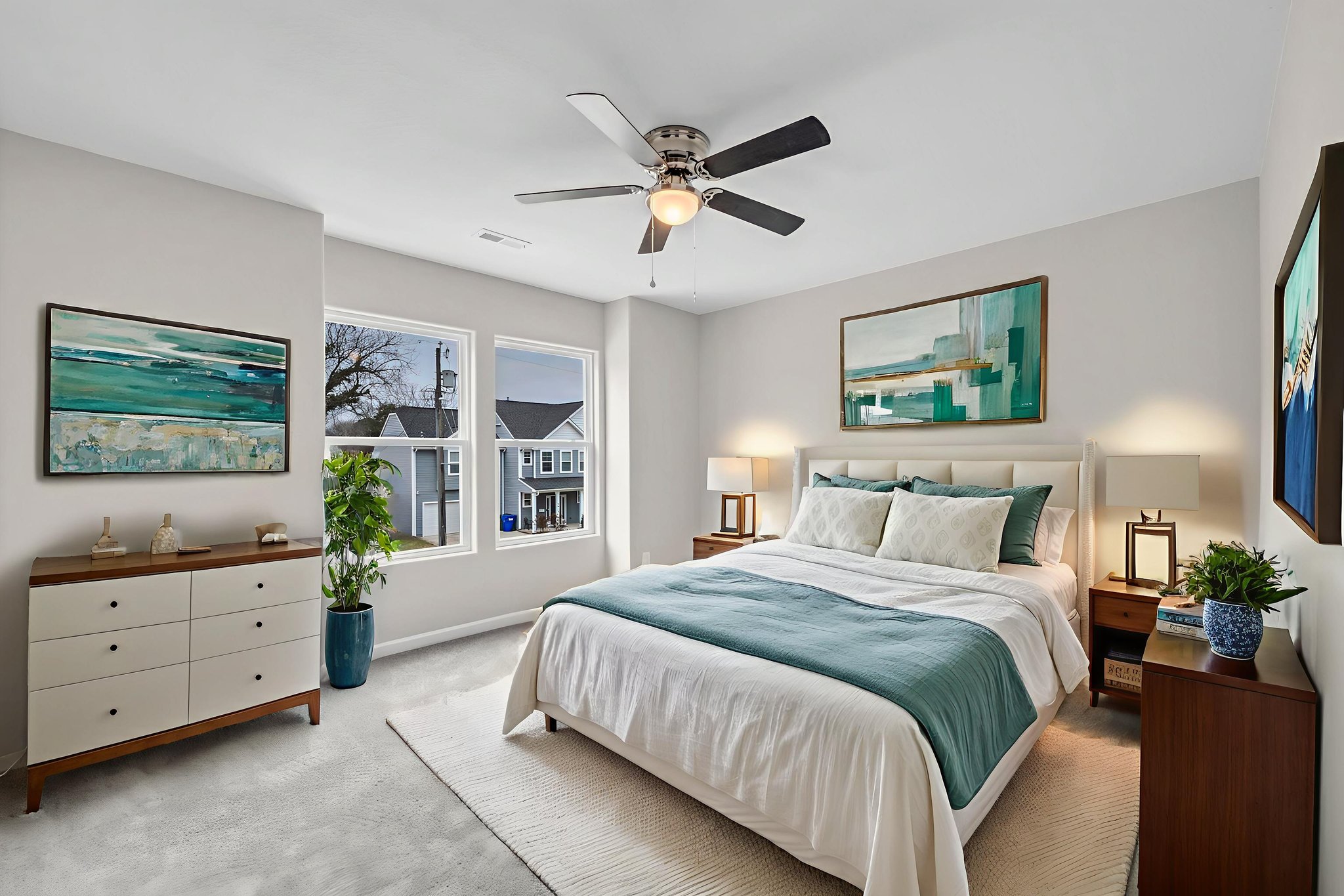 DSC_0565 virtually staged.jpeg