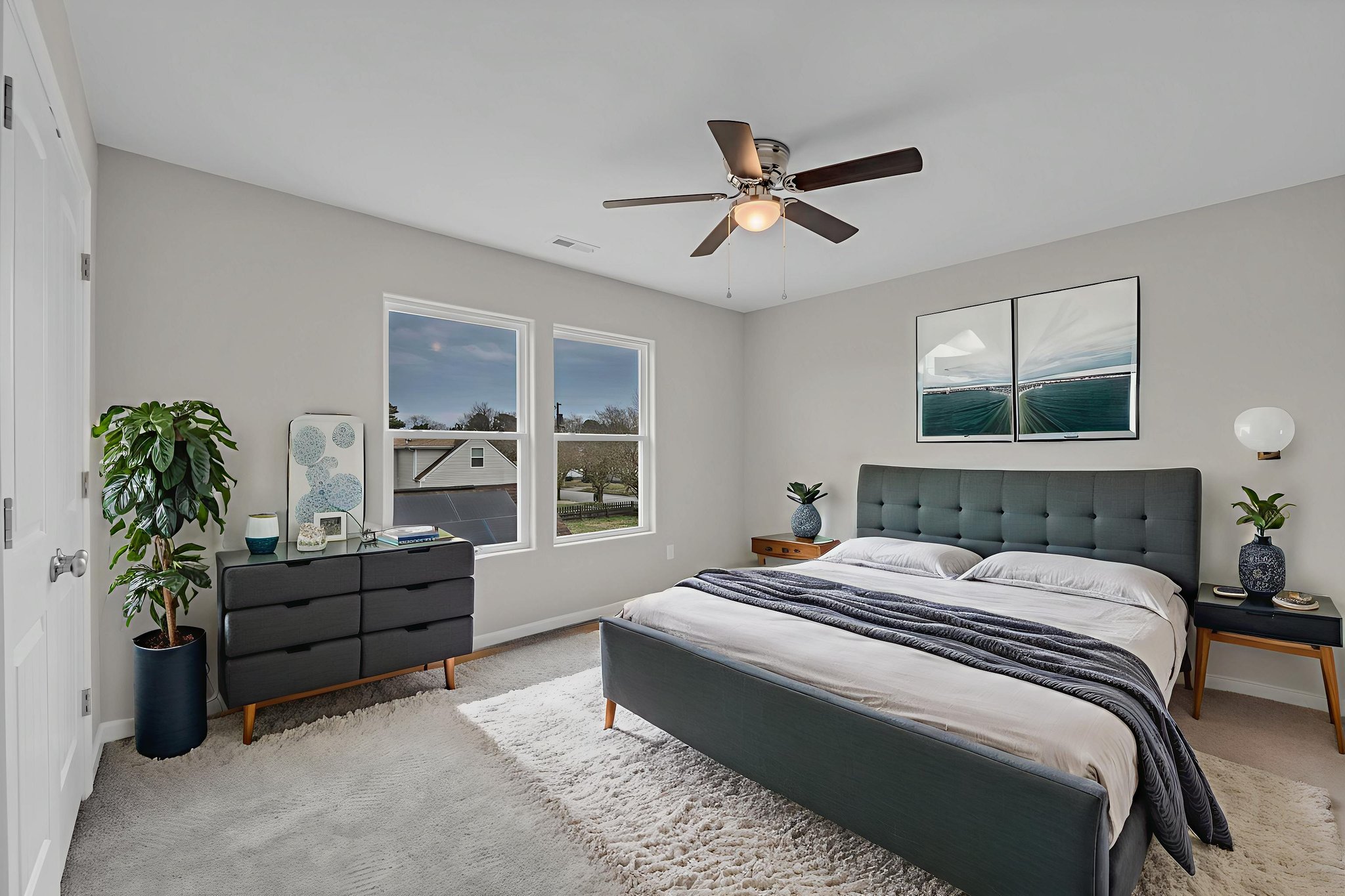 DSC_0592 virtually staged.jpeg