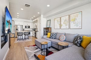 N Silver Creek Dr-S0702-005.jpg