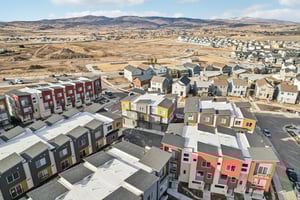 N Silver Creek Dr-S0702-035.jpg