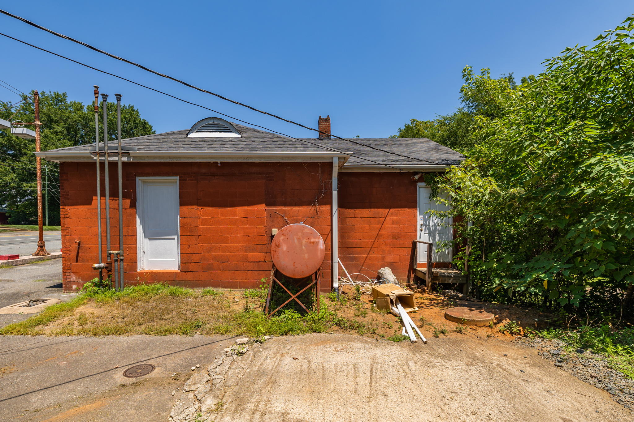 6809 Germanton Rd-35
