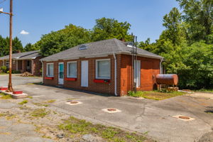 6809 Germanton Rd-34