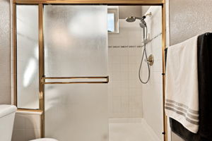  Photo 44