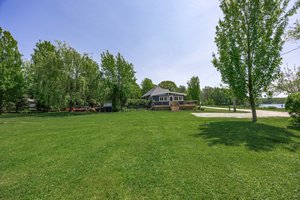  Photo 46