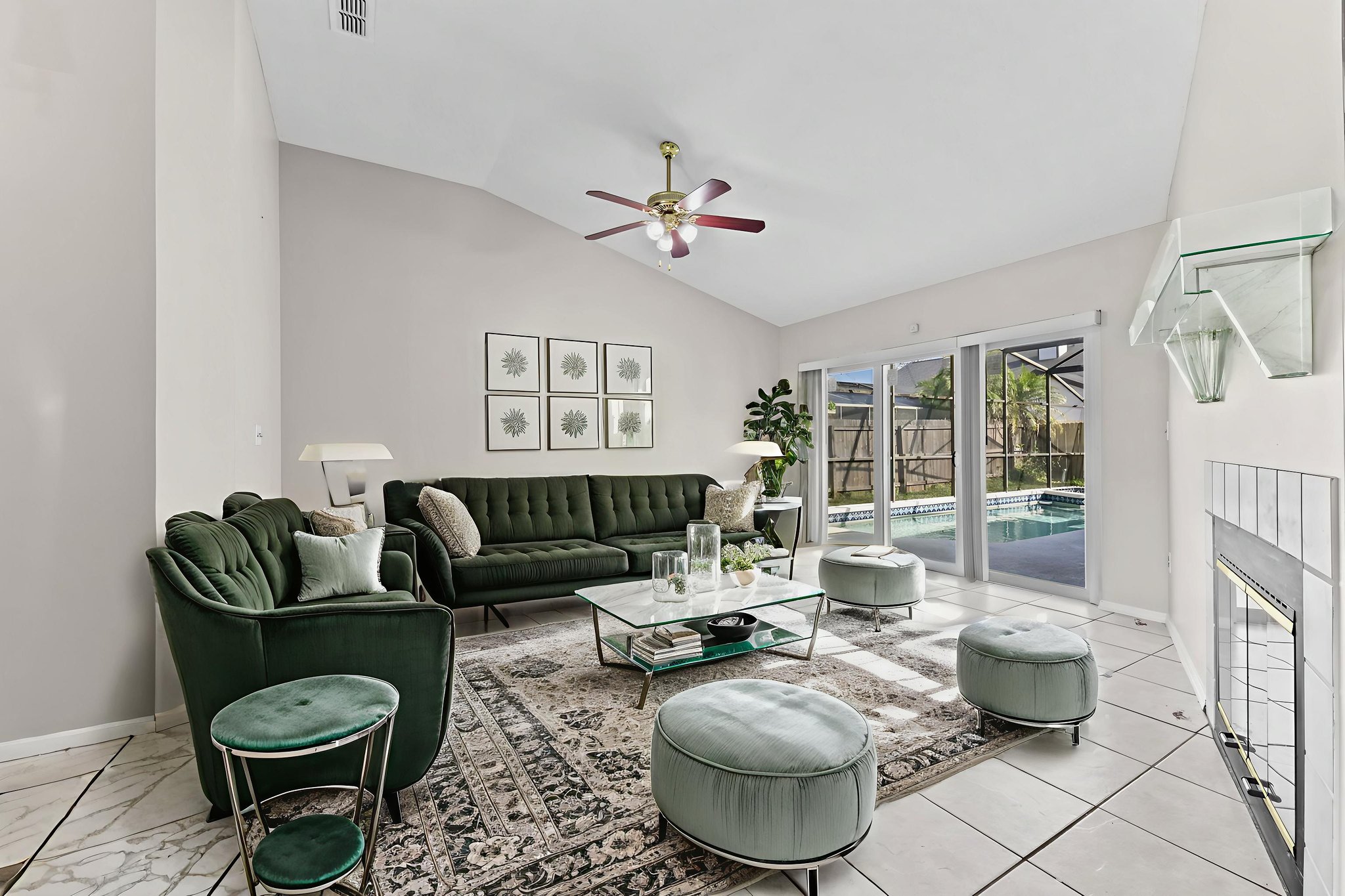 DSC_8082 virtually staged.jpeg