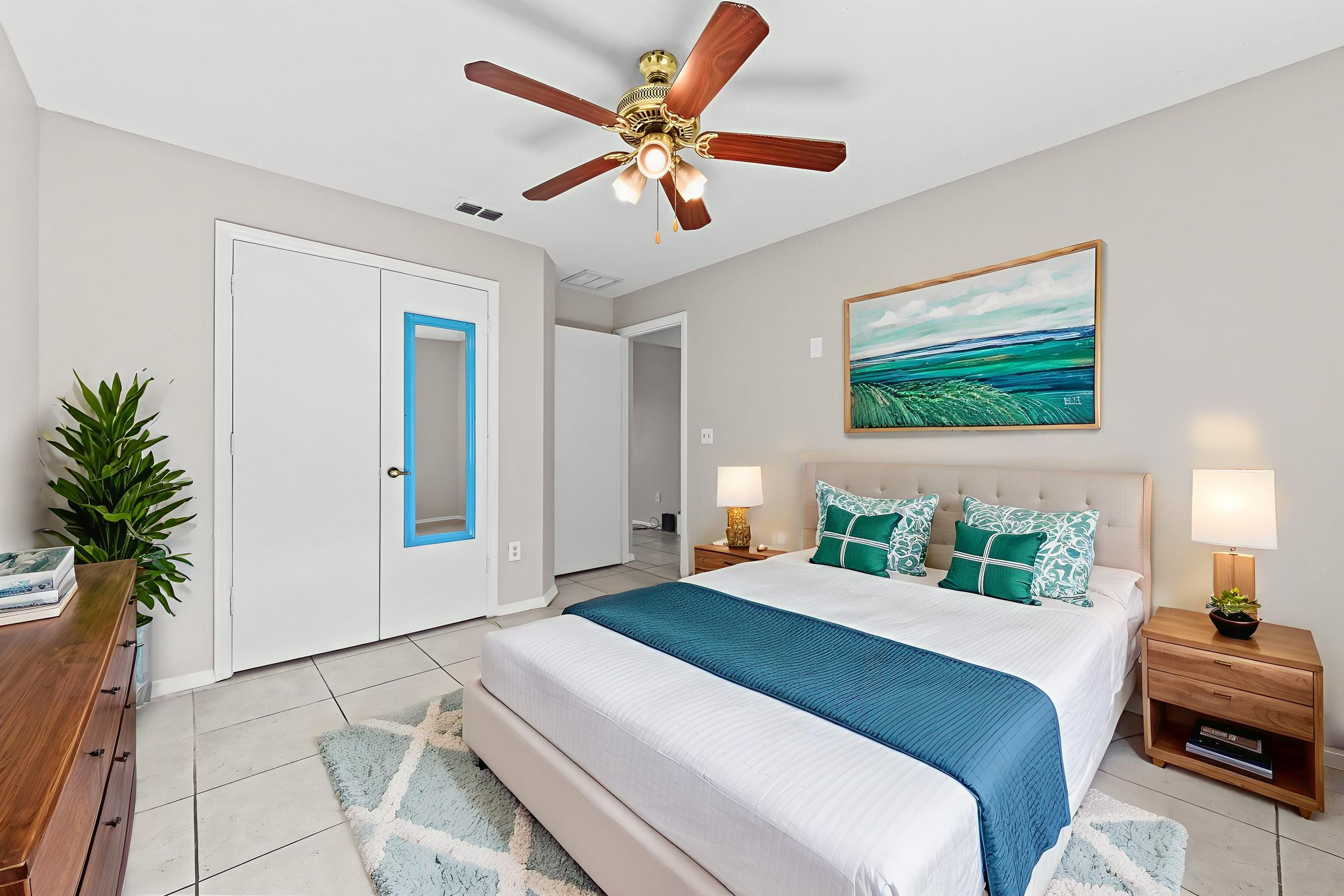 DSC_8322 virtually staged.jpeg