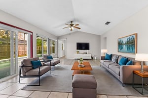 DSC_8247 virtually staged.jpeg