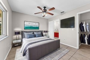 DSC_8272 virtually staged.jpeg