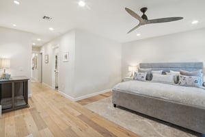 N 11th Ave-023.jpg