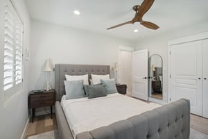 N 11th Ave-029.jpg