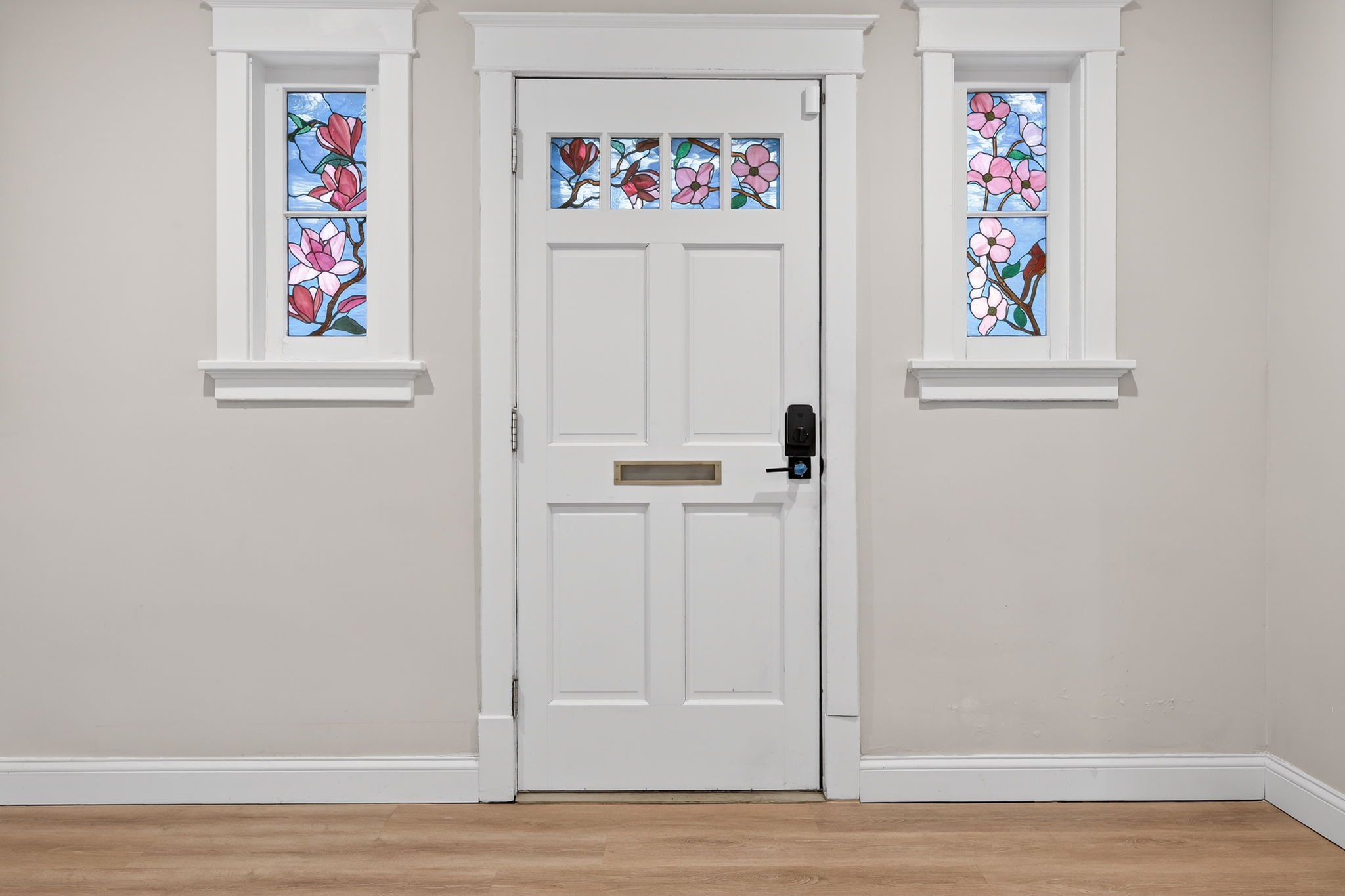 Aren't the windows stunning?