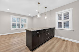 Updated, tidy, clean slate! Nothing to do but move in.