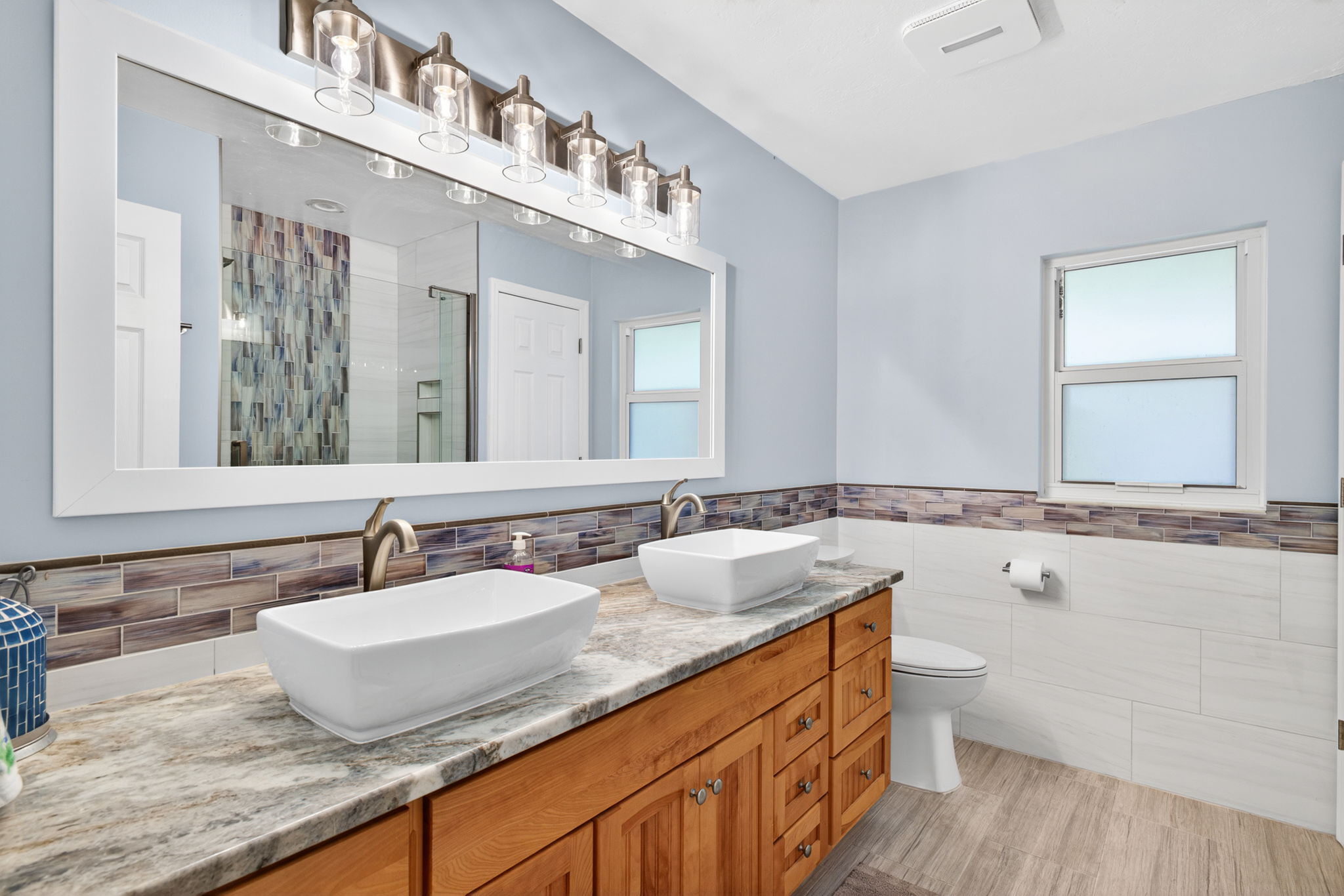 Guest Bathroom 1