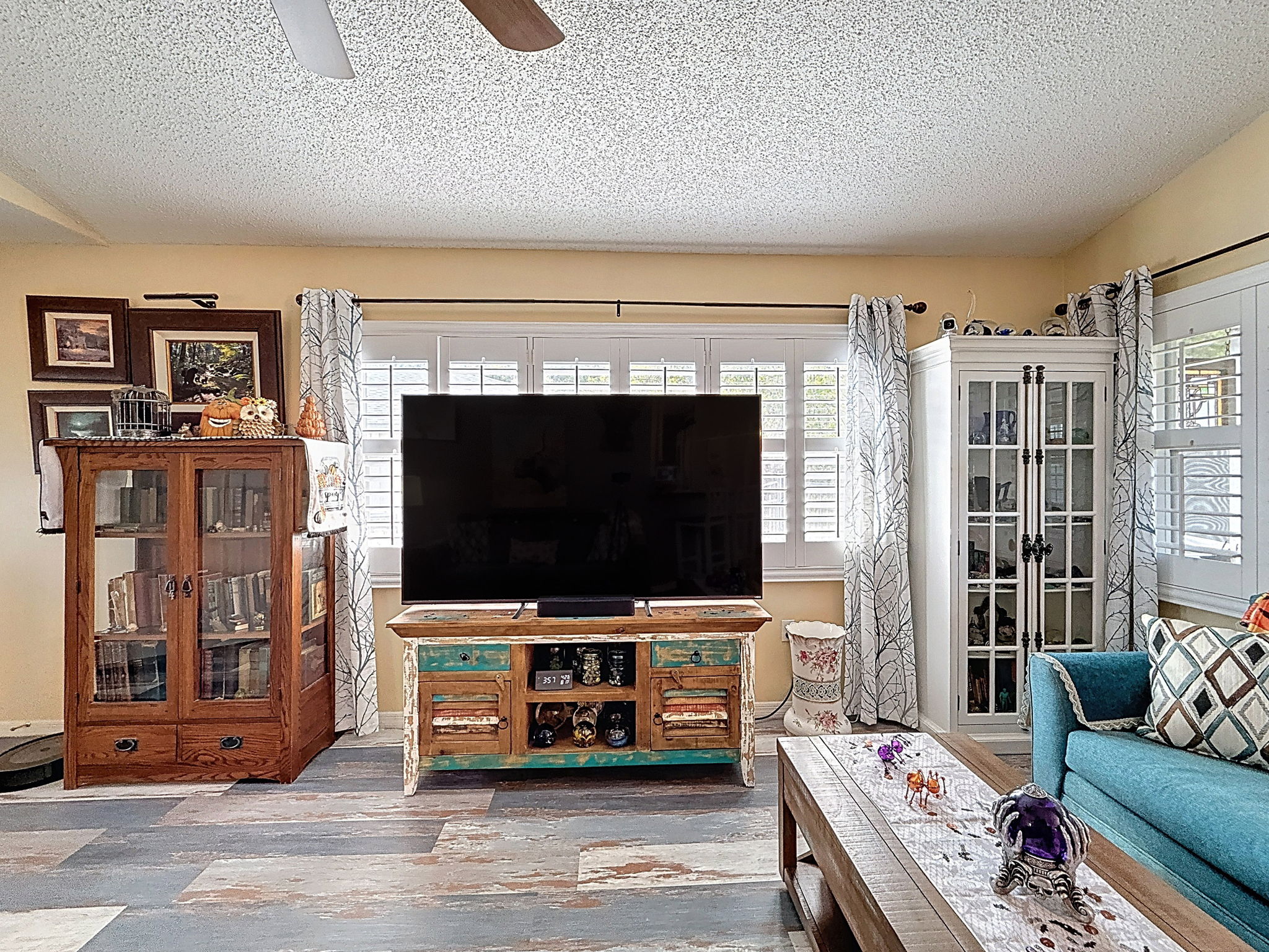  Photo 10