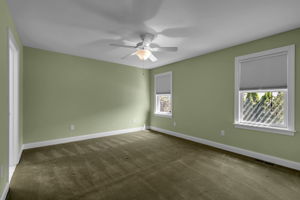  Photo 34