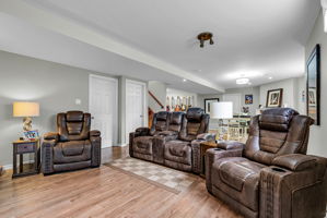  Photo 48