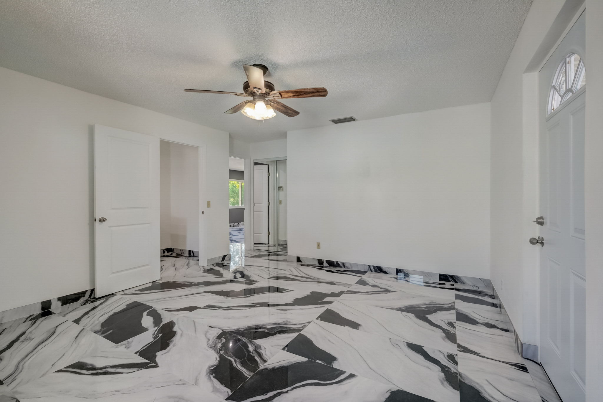 11th Ave NW-012