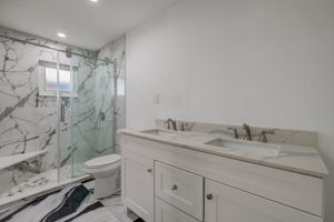 11th Ave NW-016