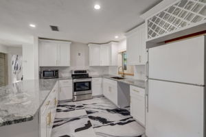11th Ave NW-009
