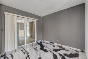11th Ave NW-014