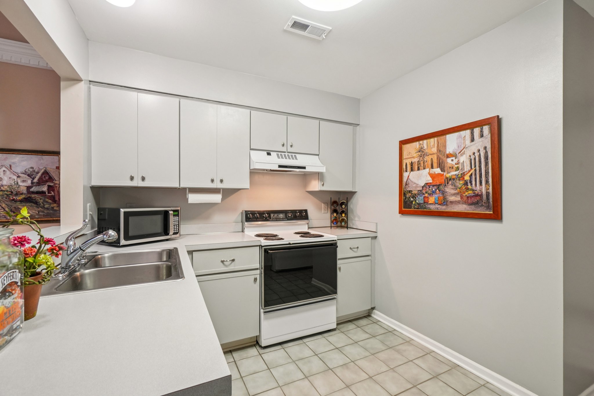 Fox Ln-S1703-013.jpg