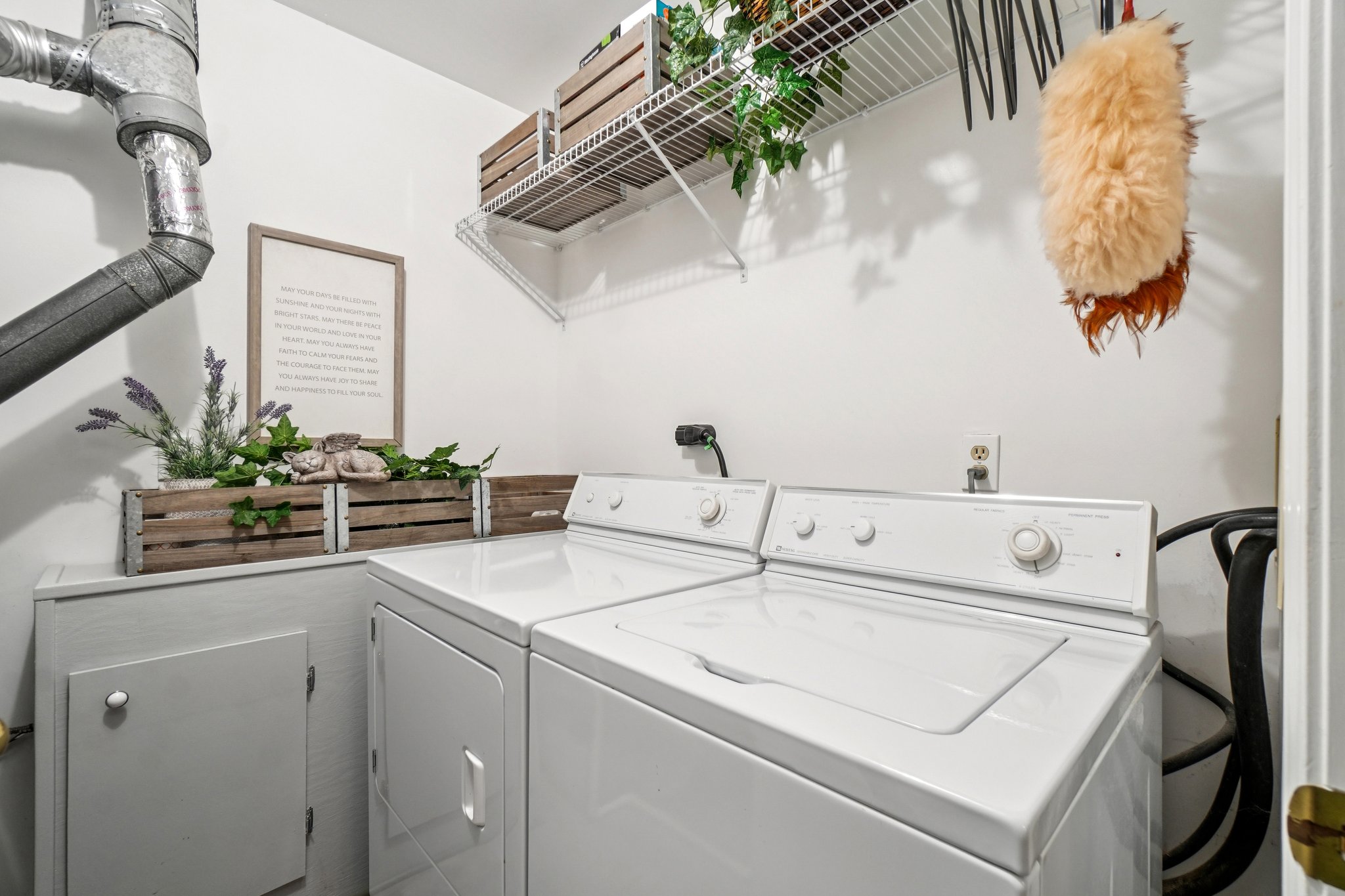 Fox Ln-S1703-024.jpg