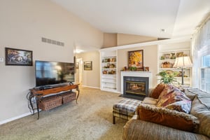 Fox Ln-S1703-007.jpg