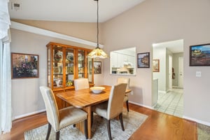 Fox Ln-S1703-010.jpg