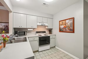 Fox Ln-S1703-013.jpg