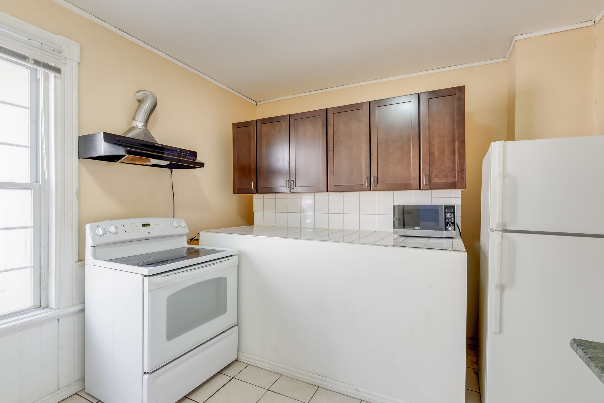 Toronto property showcase — delivered property photograph 21