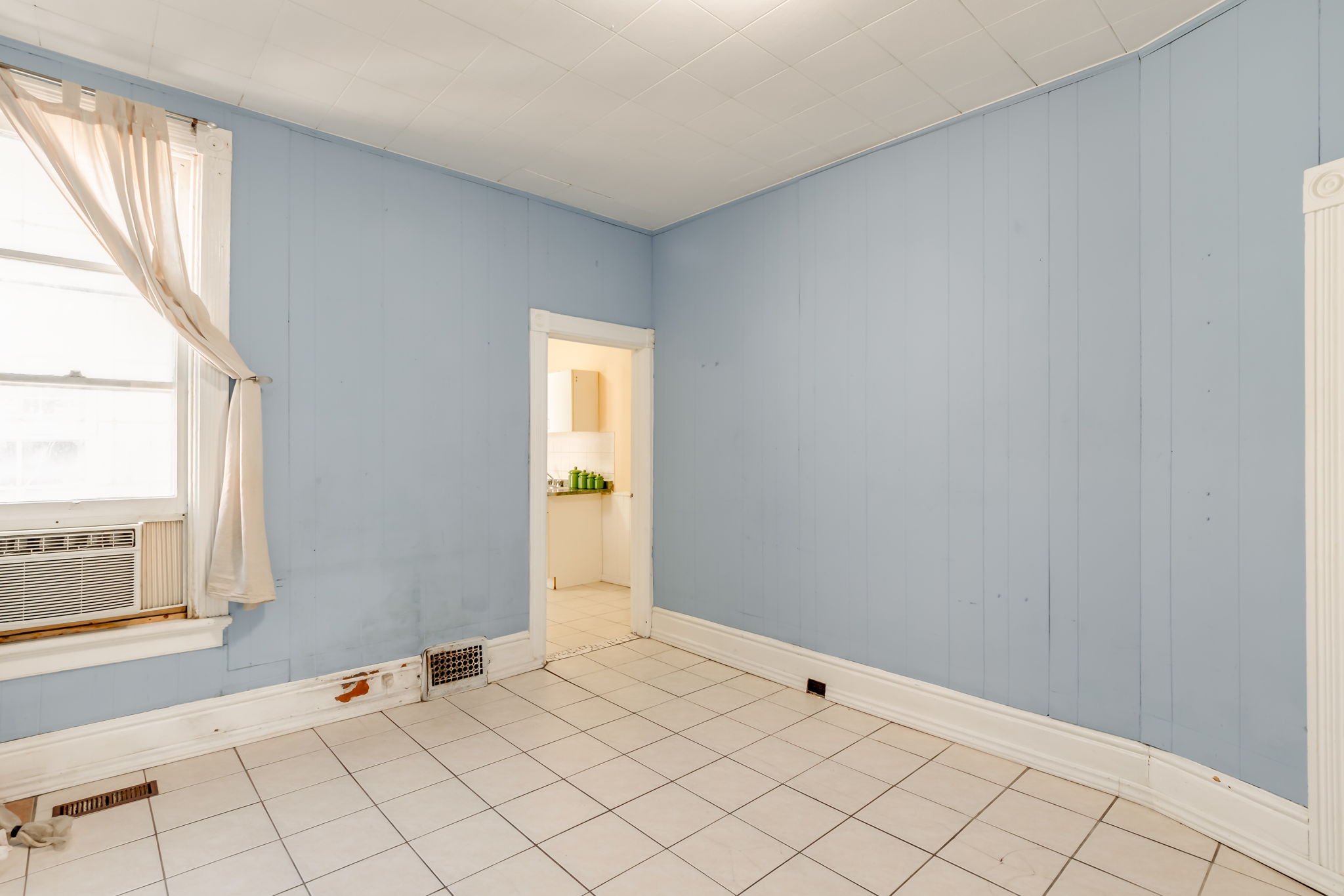 Toronto property showcase — delivered property photograph 16