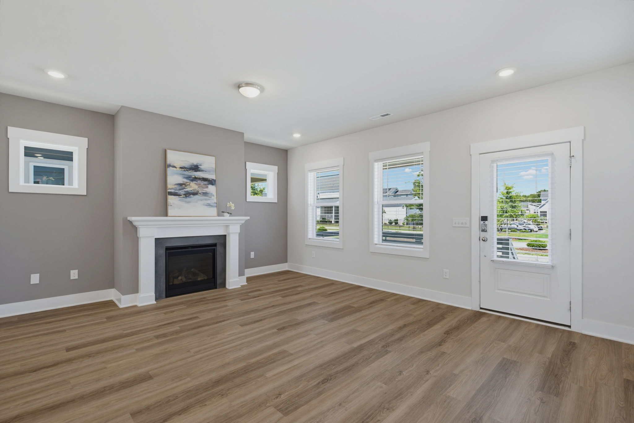 682 Vine Pkwy-6