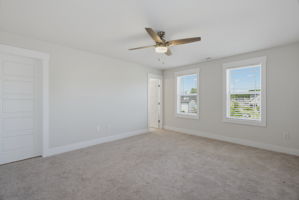 682 Vine Pkwy-18