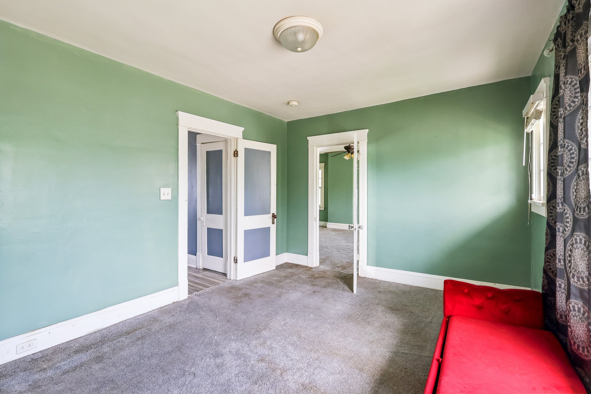 Fleet Ave-S2804-035.jpg