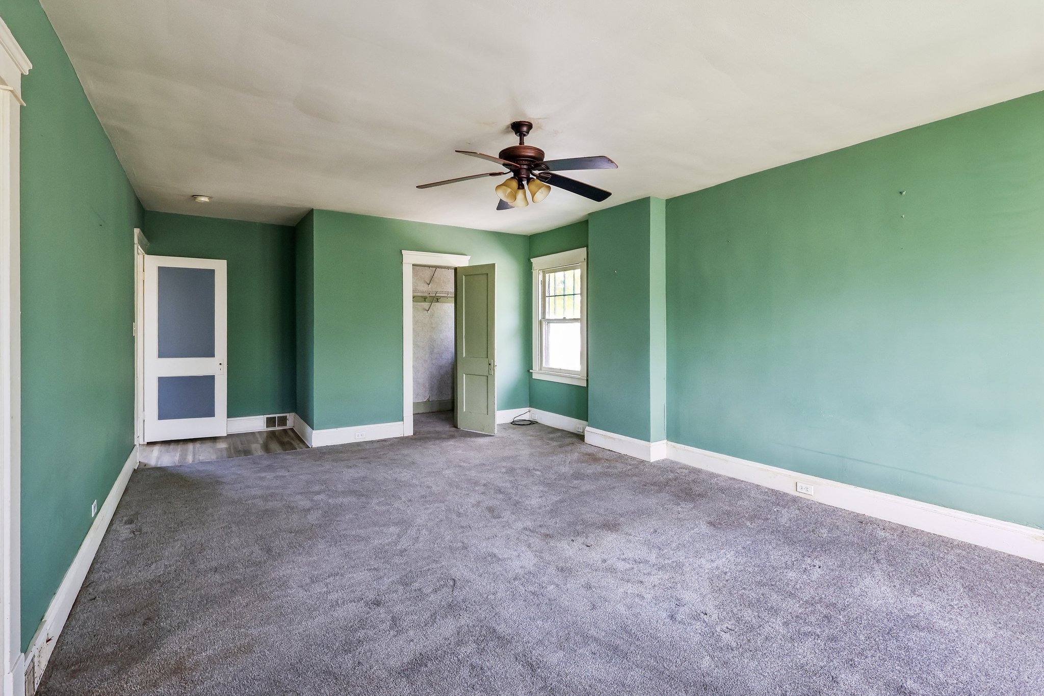 Fleet Ave-S2804-037.jpg