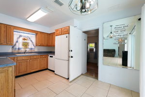 18th St N-009