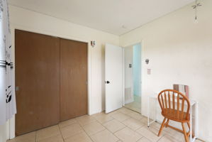 18th St N-020
