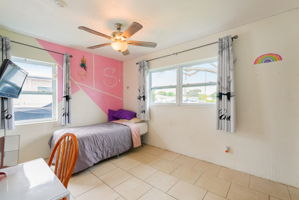 18th St N-018