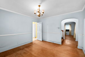 10. Dining room