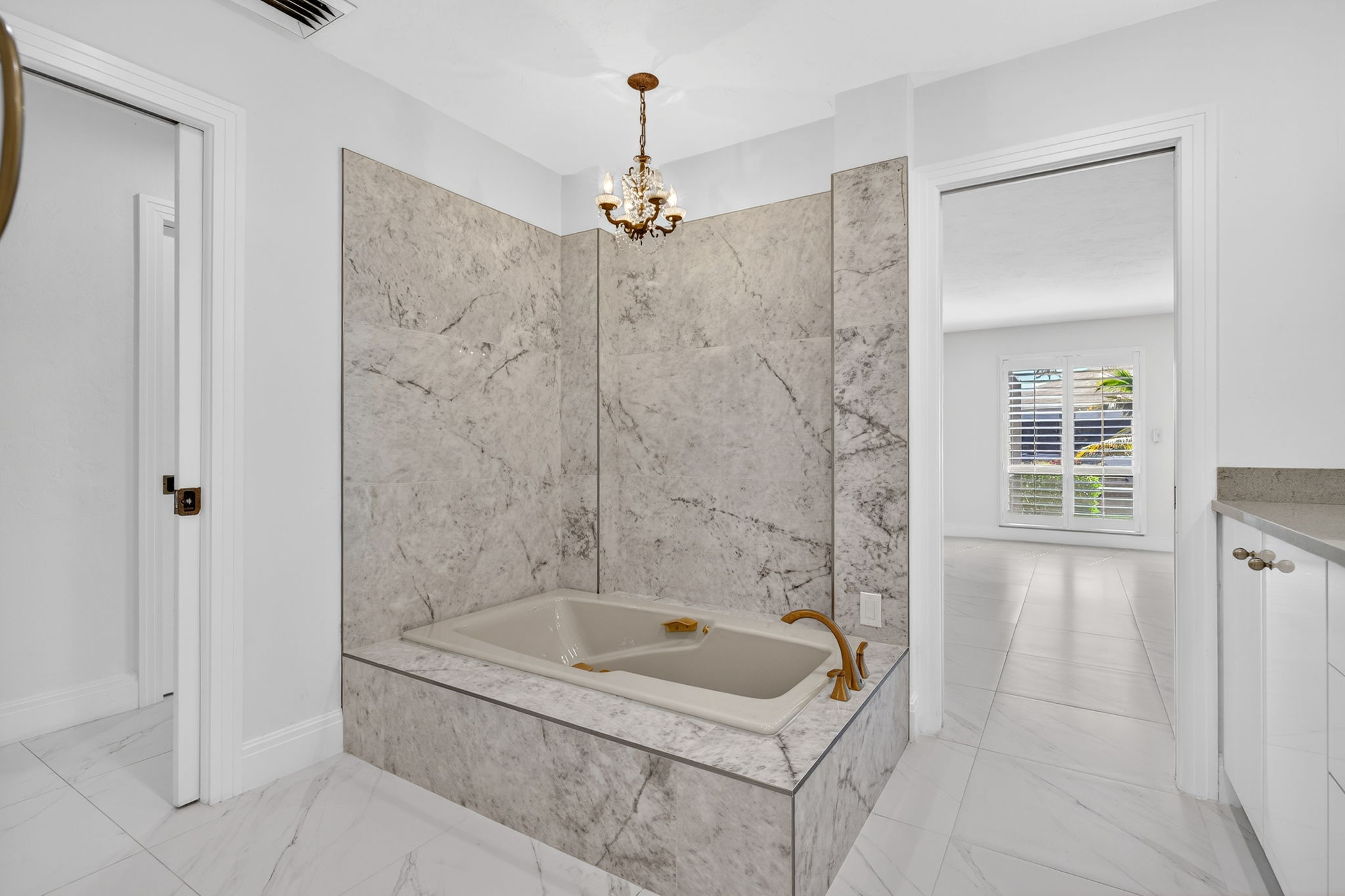 Primary Bathroom 4 of 4