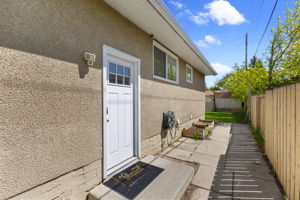  Photo 30