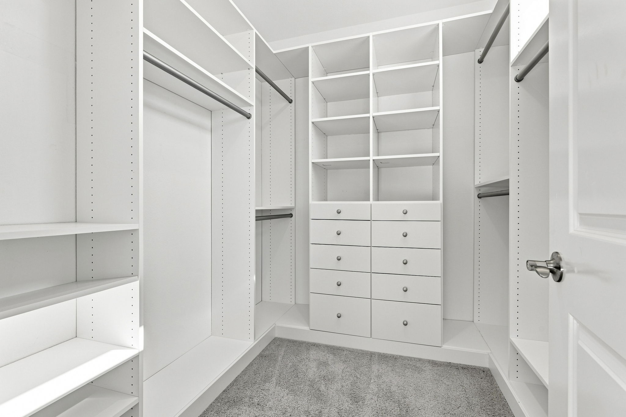 Custom closet
